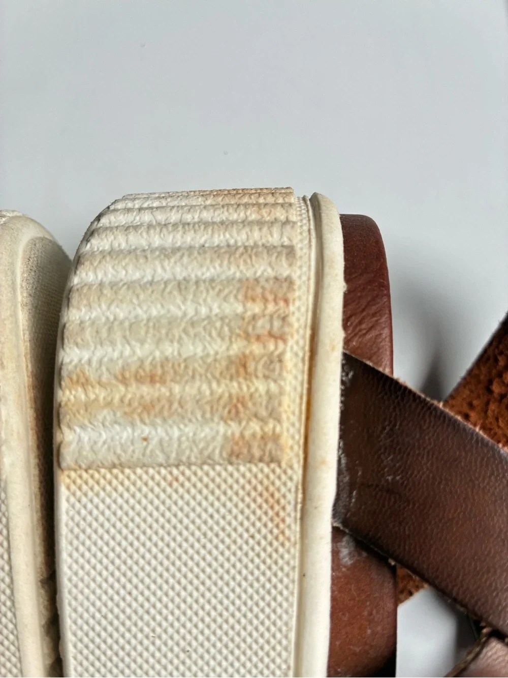 MIA simple leather